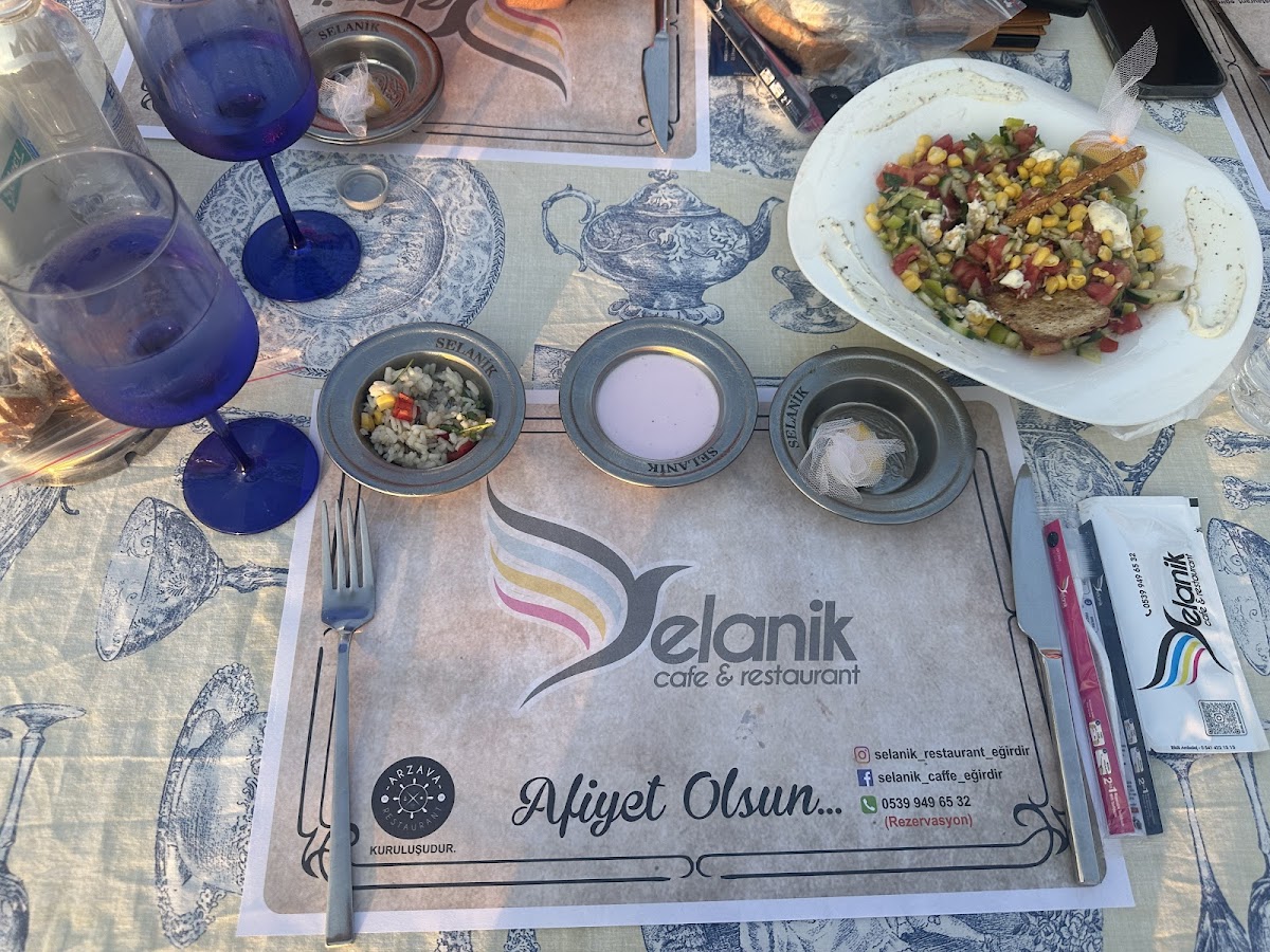 Selanik Cafe Restaurant-8